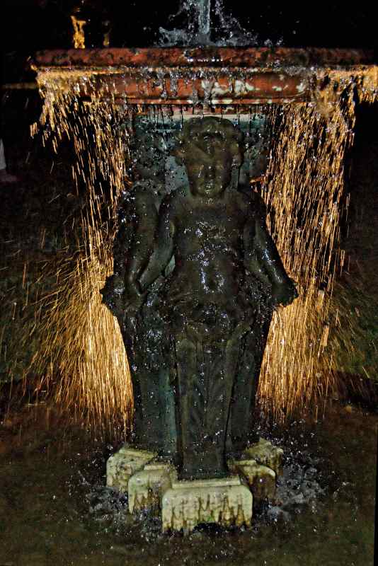 0023_marmousets-de-l-Allee-d-Eau_nocturne_Versailles_Jacques-de-Givry