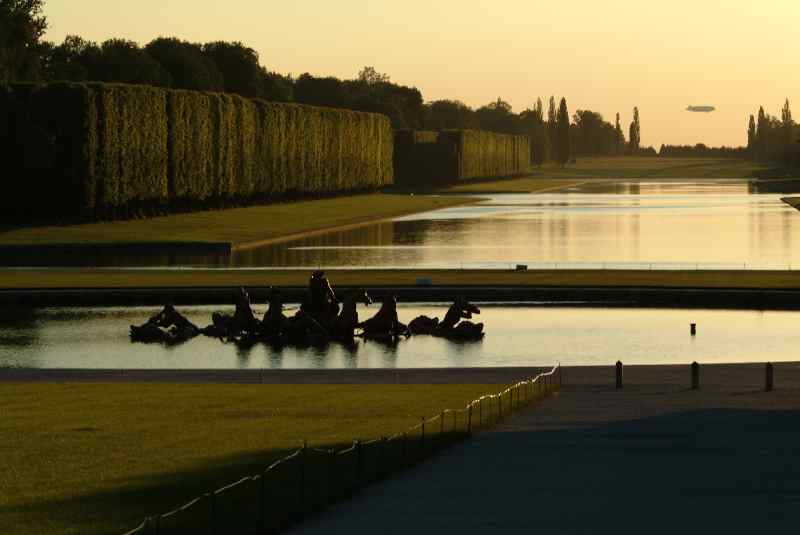 0031_dirigeable-Zeppelin-NT_Grand-Canal_Versailles_Jacques-de-Givry